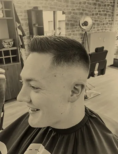 Beispielschnitt aus Deno's Barbersalon — Arbeit 2 von 7