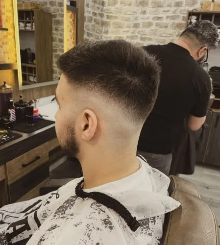 Beispielschnitt aus Deno's Barbersalon — Arbeit 7 von 7